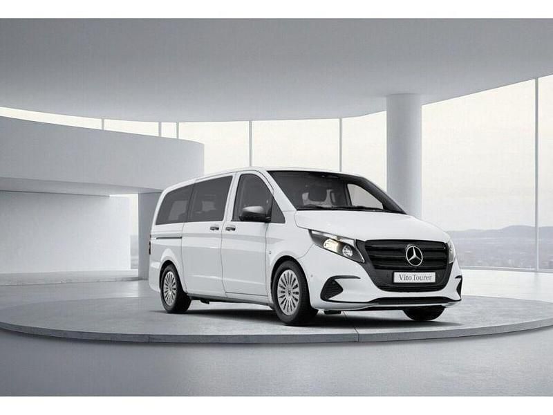 Gebraucht Mercedes Vito 163 PS (119 kW) 2026 Weiß Van