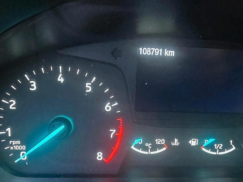 Gebraucht Ford Fiesta 70 PS (51 kW) 2017 Schwarz Kleinwagen