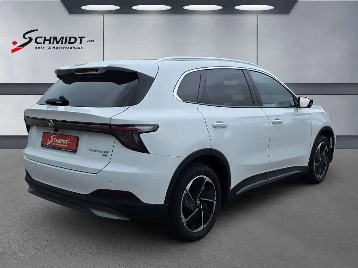 Neu MG MGS5 EV 169 kW (231 PS) 2026 Arctic white SUV