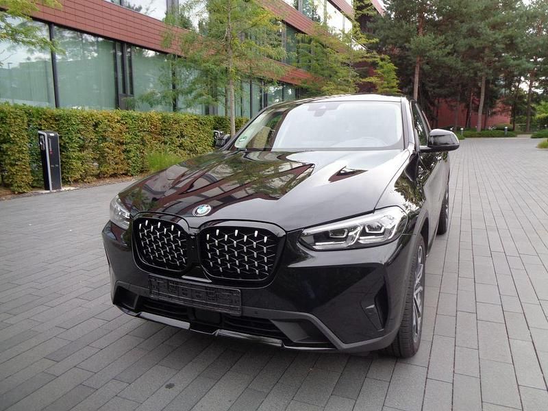 Gebraucht BMW X4 Performance 286 PS (210 kW) 2023 Schwarz SUV