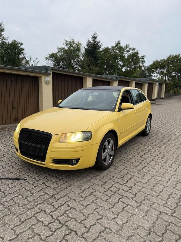 Gelb Gebraucht 2005 Audi A3 Limousine | 1.800 € (Fairer Preis) - Bild 1/4