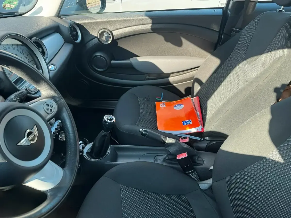 Gebraucht Mini Cooper 120 PS (88 kW) 2007 Blau Kleinwagen