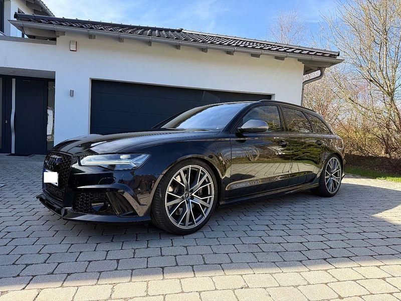 Second-hand Audi RS6 Performance 605 CP (444 kW) 2016 Negru Break