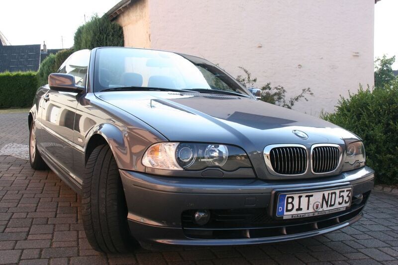 Grau Gebraucht 2001 BMW 320 Cabriolet Cabrio | 7.950 € (Guter Preis) - Bild 1/4