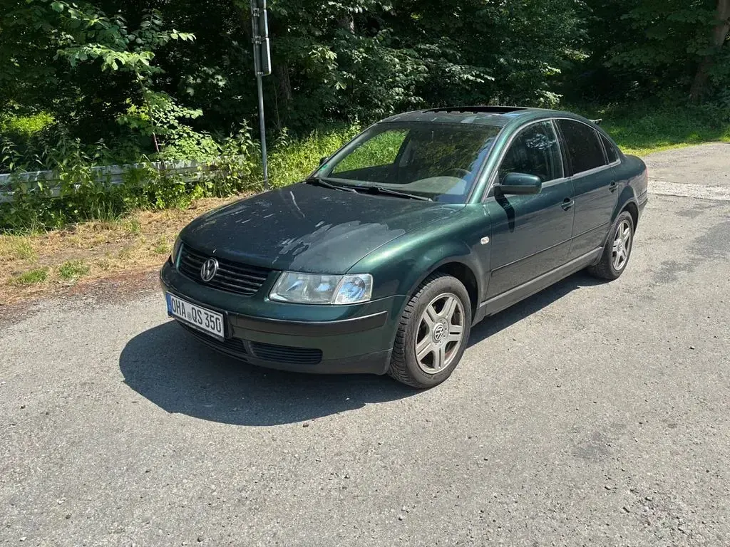 Gebraucht VW Passat Highline 150 PS (110 kW) 1998 Grün Limousine