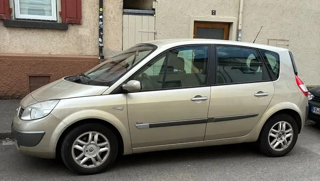 Gebraucht Renault Scénic II Avantage 131 PS (96 kW) 2006 Beige Van / Kleinbus