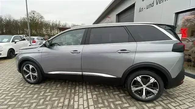 Gebraucht Peugeot 5008 GT 181 PS (133 kW) 2018 Andere SUV