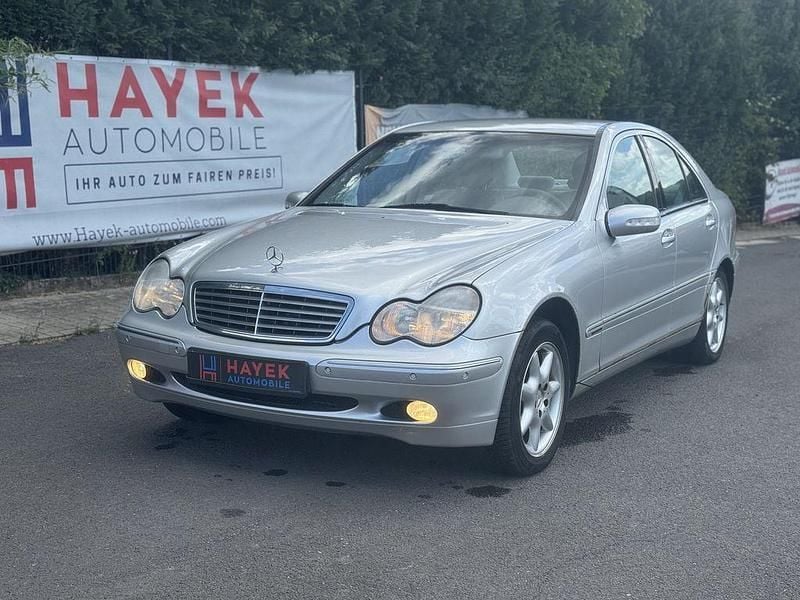 Silber Gebraucht 2001 Mercedes C240 Limousine | 1.999 € (Superpreis) - Bild 1/4