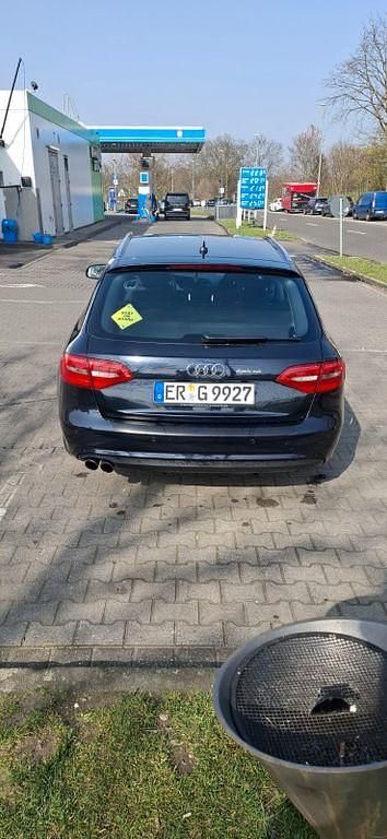 Gebraucht Audi A4 Ambition 177 PS (130 kW) 2013 Blau Kombi