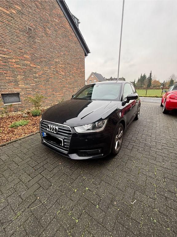 Gebraucht Audi A1 Sport 95 PS (69 kW) 2015 Schwarz Kleinwagen