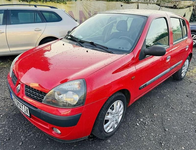 Gebraucht Renault Clio II Expression 98 PS (72 kW) 2002 Hellrot Kleinwagen