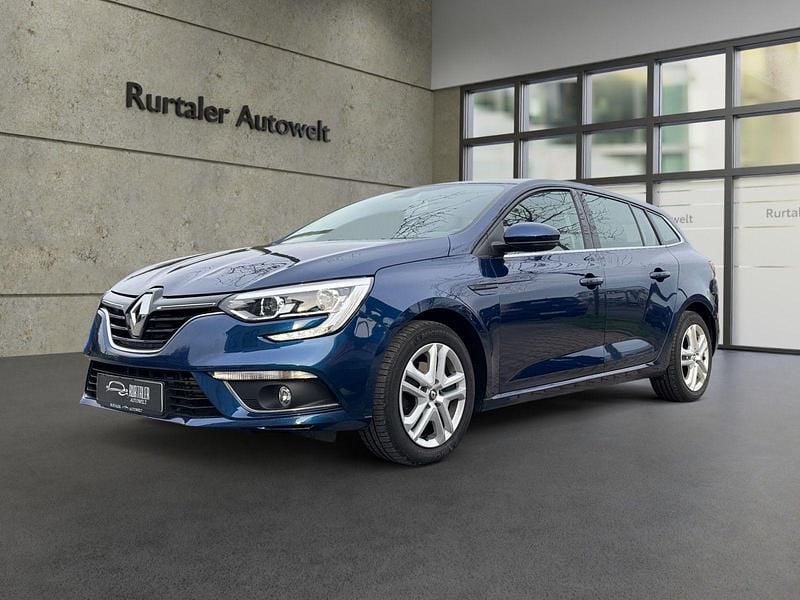Gebraucht Renault Mégane GrandTour Play 132 PS (97 kW) 2018 Blau Kombi