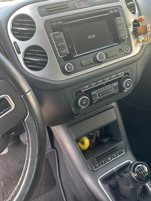 Gebraucht VW Tiguan 160 PS (117 kW) 2014 Gold SUV