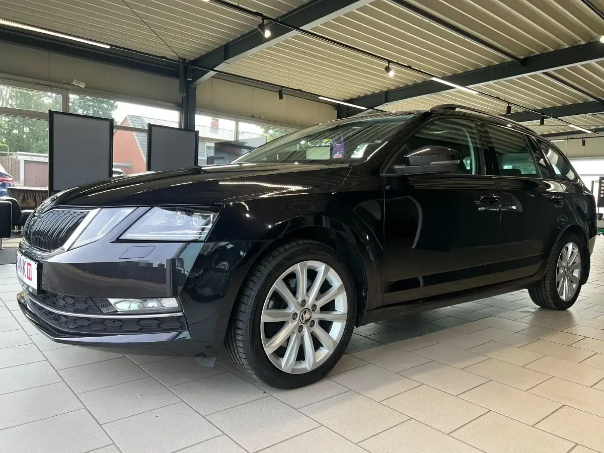 Gebraucht Skoda Octavia Style 190 PS (139 kW) 2019 Schwarz Kombi