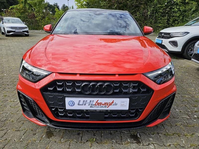 Misanorot perleffekt Gebraucht 2021 Audi A1 Sportback S-Line Kleinwagen | 26.669 € (Guter Preis) - Bild 1/4