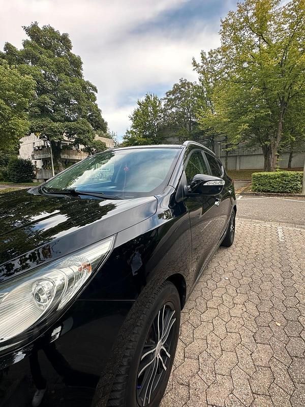 Gebraucht Hyundai ix35 187 PS (137 kW) 2012 Schwarz SUV
