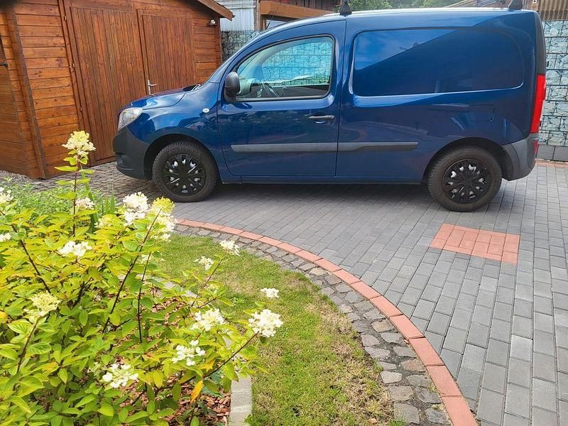 Blau Gebraucht 2016 Mercedes Citan 109 SUV | 8.100 € (Guter Preis) - Bild 1/4