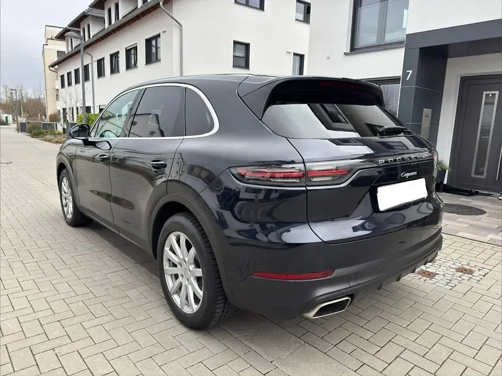 Second-hand Porsche Cayenne 340 CP (250 kW) 2018 Albastru SUV