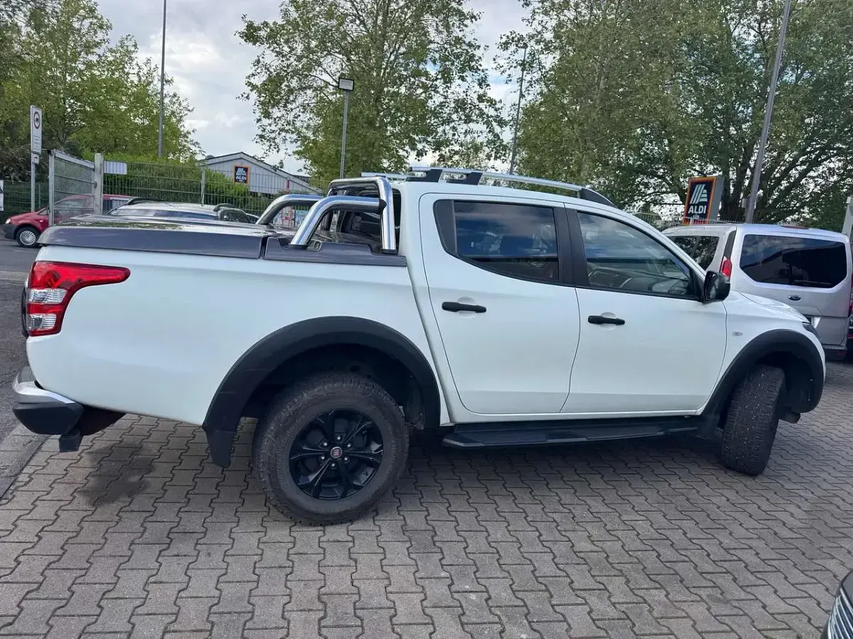 Używany Fiat Fullback 154 KM (113 kW) 2019 Biały Pickup