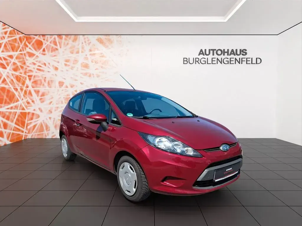 Gebraucht Ford Fiesta Trend 82 PS (60 kW) 2010 Rot Kleinwagen