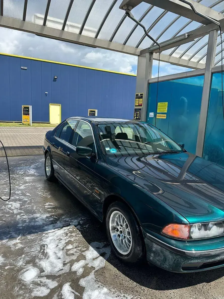Gebraucht BMW 520 150 PS (110 kW) 1998 Grün Limousine