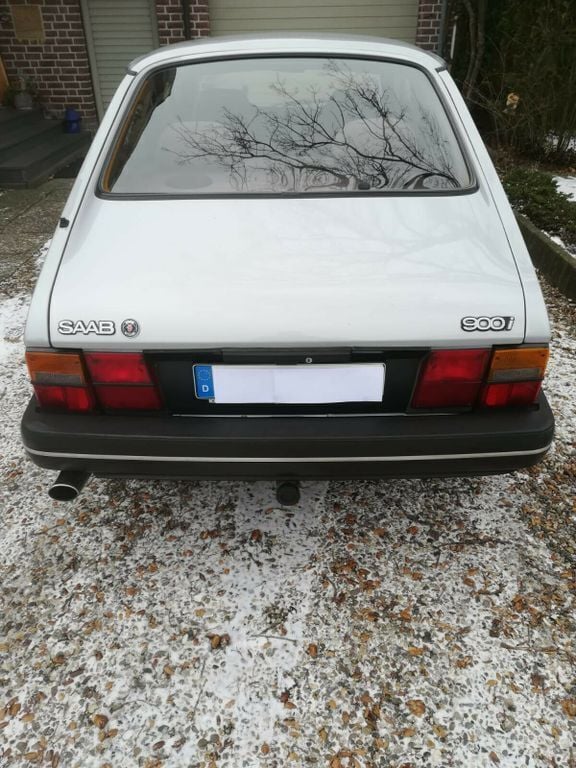 Gebraucht Saab 900 110 PS (80 kW) 1988 Silber Kleinwagen