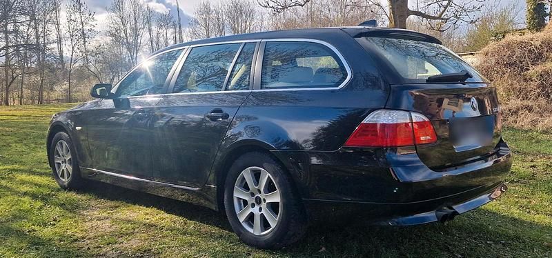 Usata BMW 523 2009 Nero Station wagon