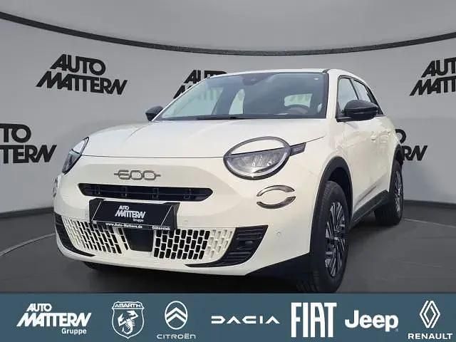 Weiß Neu 2025 Fiat 600 SUV | 25.490 € (Fairer Preis) - Bild 1/4