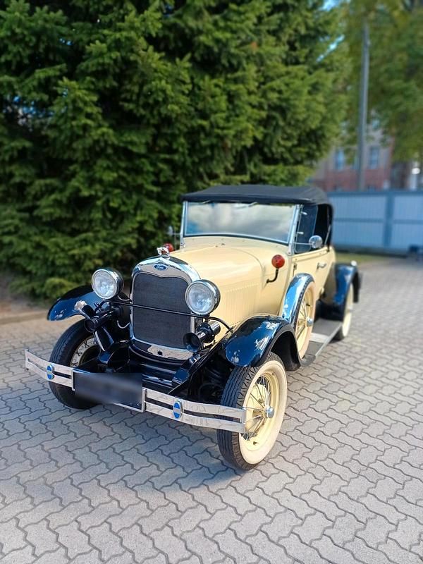 Beige Gebraucht 1980 Ford Model A Cabrio | 19.999 € - Bild 1/4