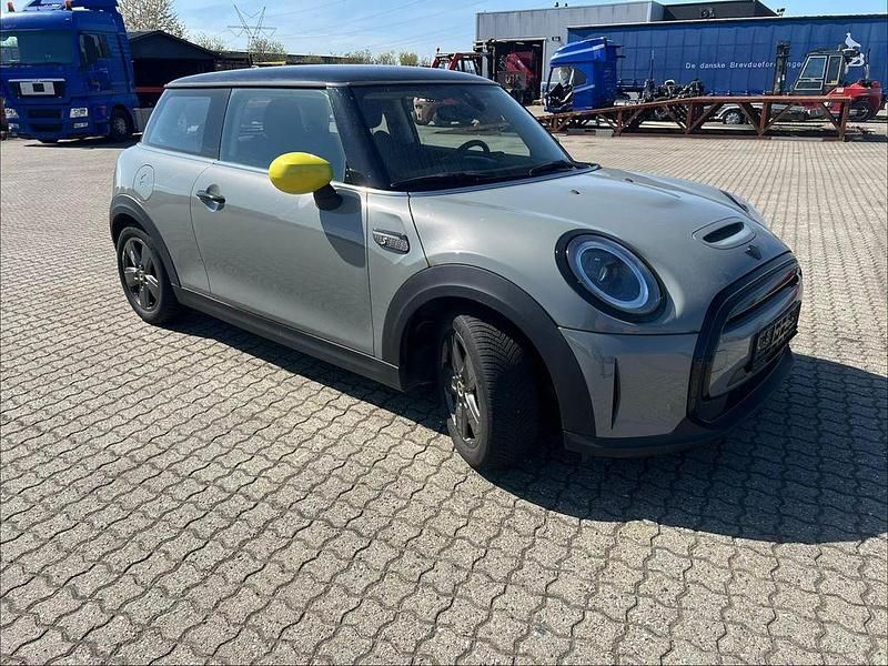 Gebraucht Mini Cooper SE Essential 135 kW (184 PS) 2022 Grau Kleinwagen