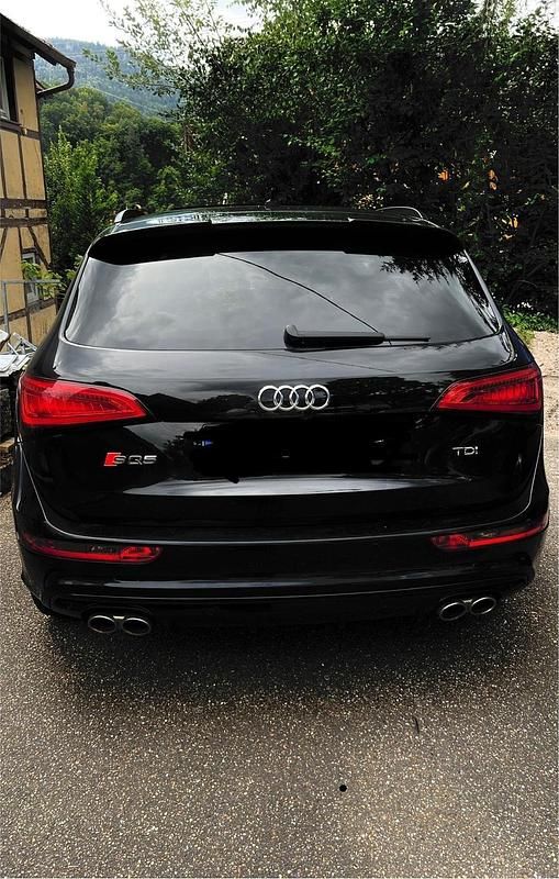 Schwarz Gebraucht 2016 Audi SQ5 SUV | 27.800 € (Teuer) - Bild 1/4