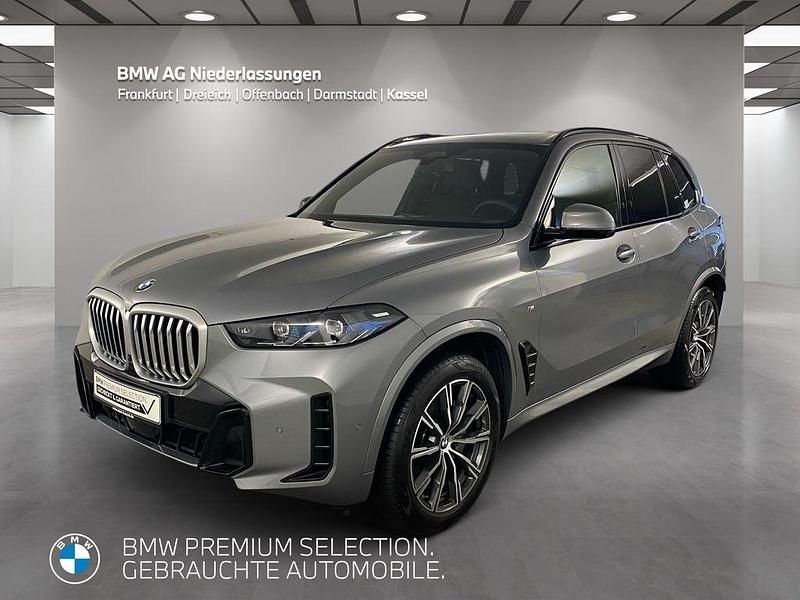 Grau Gebraucht 2025 BMW X5 Comfort Edition SUV | 79.970 € (Teuer) - Bild 1/3