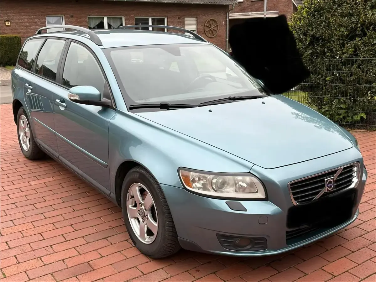 Używany Volvo V50 125 KM (91 kW) 2008 Niebieski Kombi