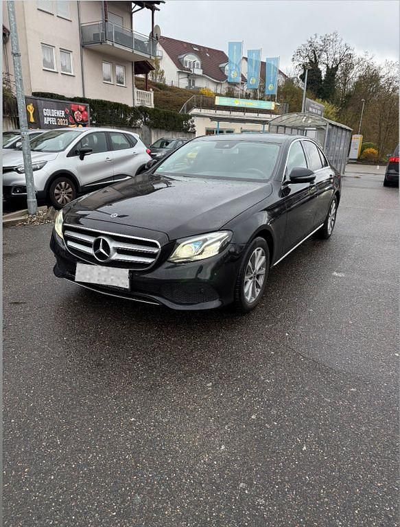 Gebraucht Mercedes E200 184 PS (135 kW) 2017 Schwarz Limousine