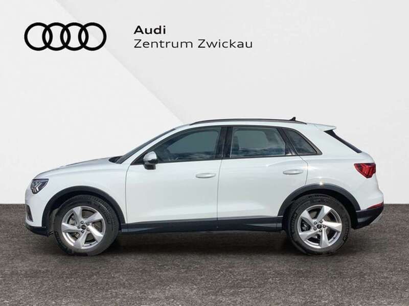 Gebraucht Audi Q3 Advanced Plus 190 PS (139 kW) 2023 Gletscherweiß metallic SUV