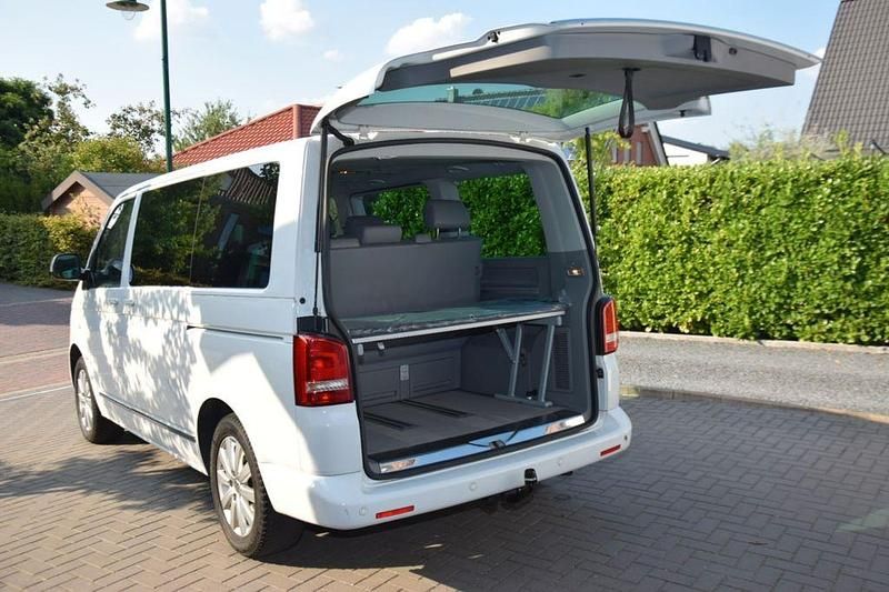 Gebraucht VW Multivan Highline 179 PS (131 kW) 2010 Weiß Van / Kleinbus