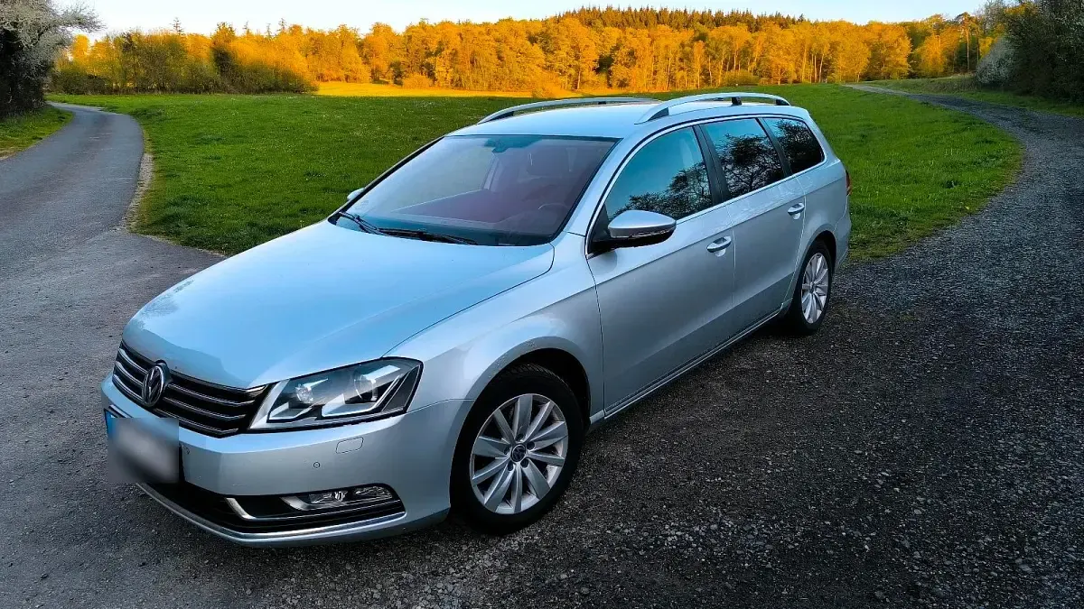 Usata VW Passat 140 CV (102 kW) 2011 Argento Station wagon