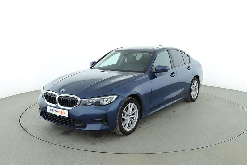 Gebraucht BMW 320 Advantage 190 PS (139 kW) 2020 Blau Limousine
