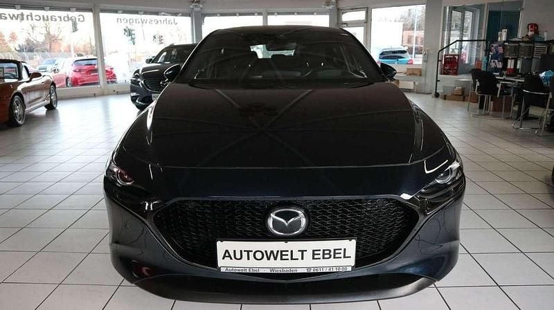 Gebraucht Mazda 3 122 PS (89 kW) 2019 Deep crystal blue Limousine
