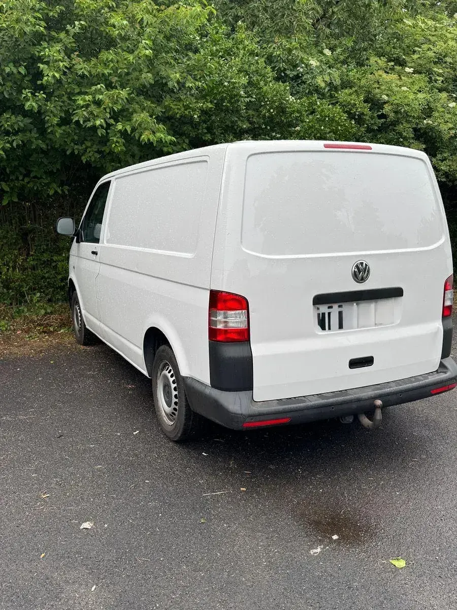 Gebraucht VW Transporter 102 PS (75 kW) 2014 Weiß Van