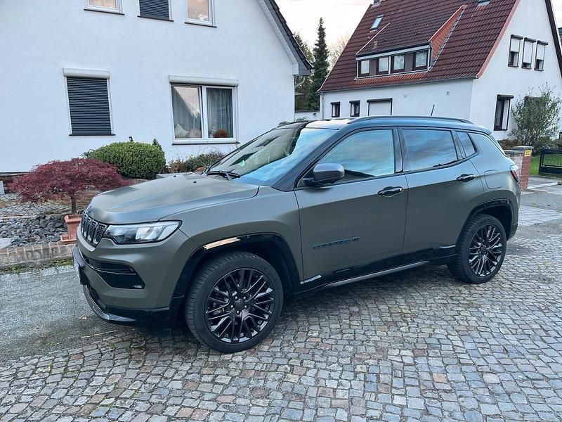 Gebraucht Jeep Compass 180 PS (132 kW) 2022 Grün SUV