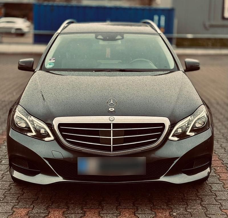 Gebraucht Mercedes E300 231 PS (169 kW) 2016 Grau Kombi
