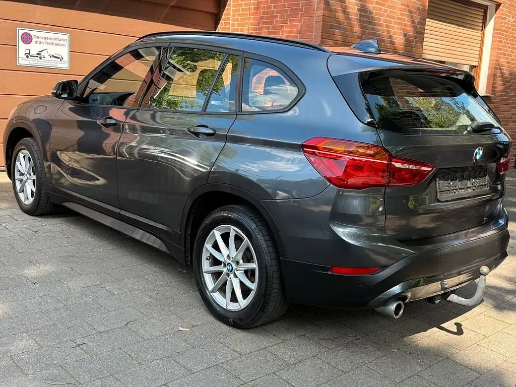 Gebraucht BMW X1 140 PS (102 kW) 2018 Grau SUV