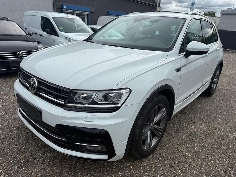 Weiß Gebraucht 2019 VW Tiguan Highline SUV | 20.230 € (Guter Preis) - Bild 1/4