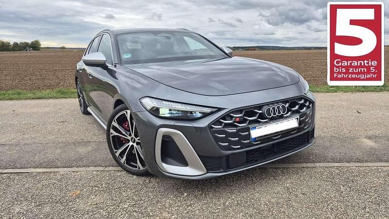 Grau Gebraucht 2024 Audi S5 Ambiente Kombi | 67.750 € (Superpreis) - Bild 1/4