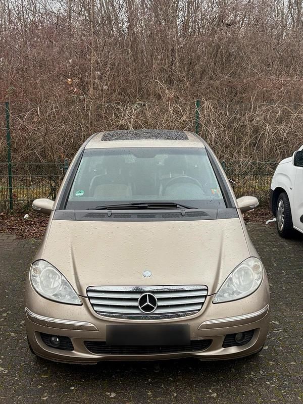 Gebraucht Mercedes A200 Elegance 85 PS (62 kW) 2007 Gold Kleinwagen