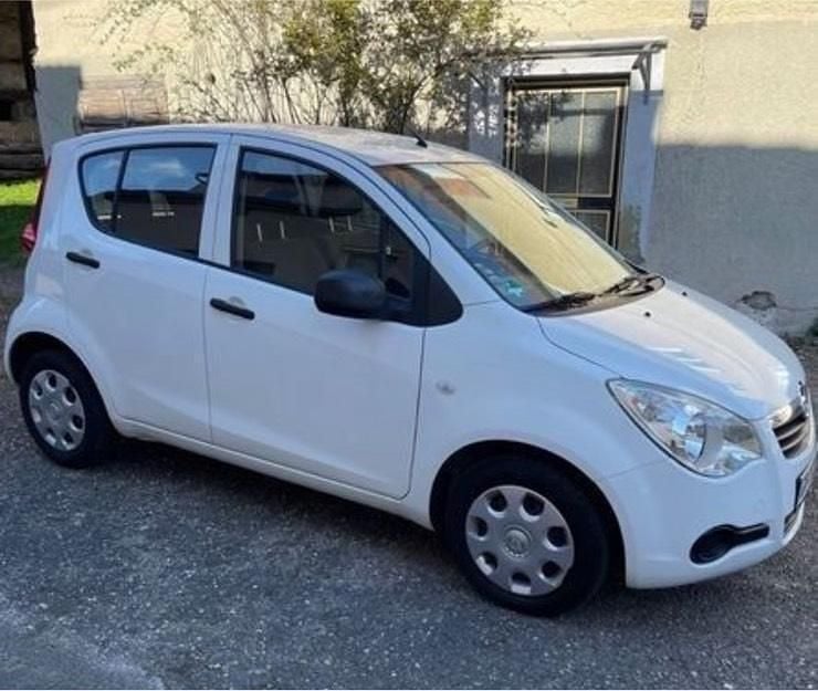 Gebraucht Opel Agila 69 PS (50 kW) 2009 Weiß Kleinwagen
