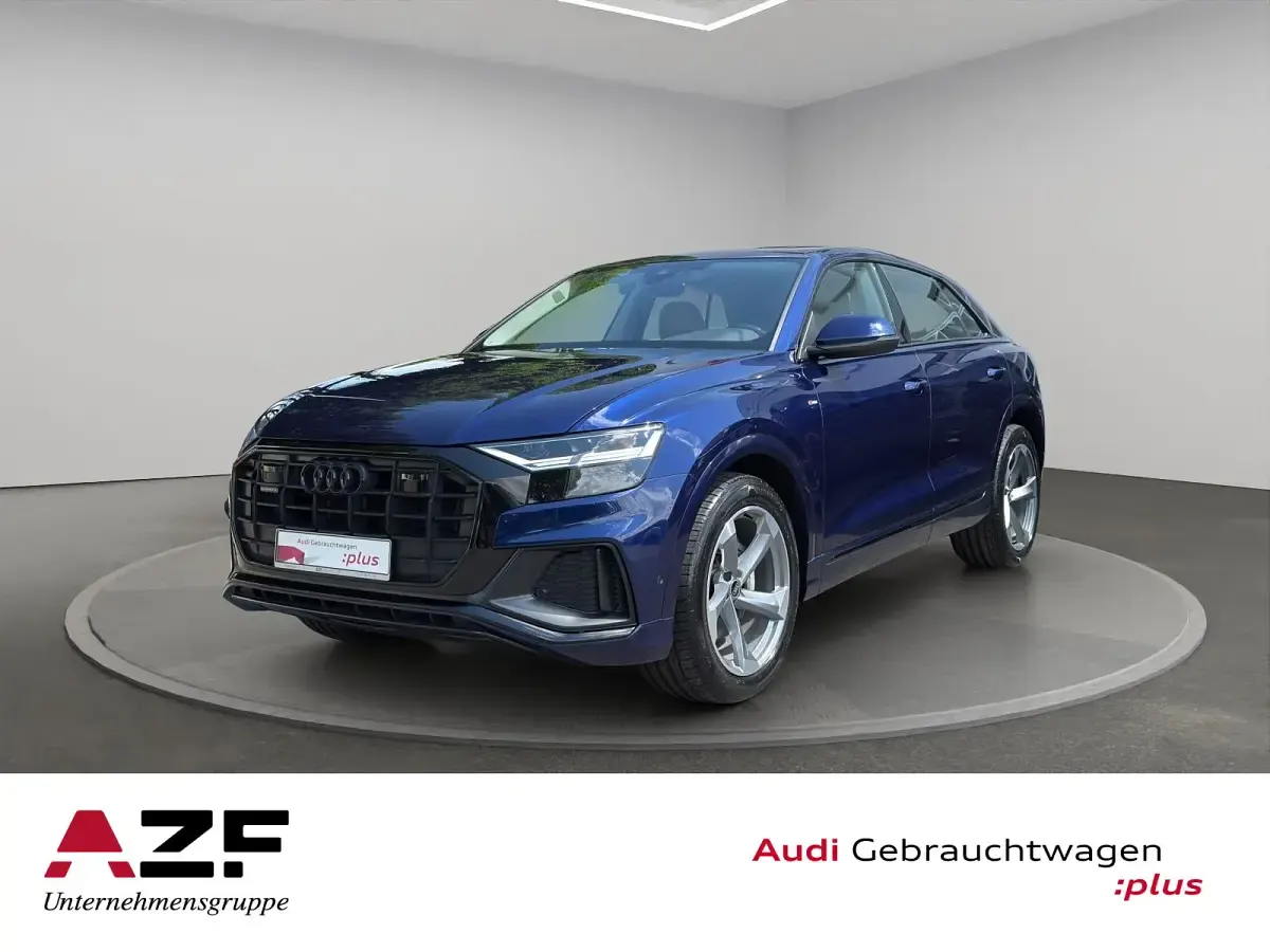 Gebraucht Audi Q8 S-Line 286 PS (210 kW) 2023 Navarrablau metallic SUV