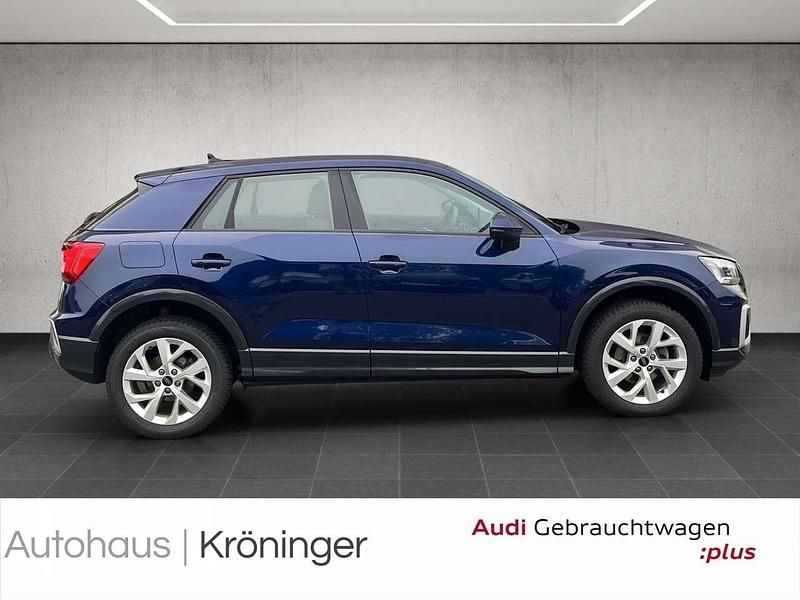 Gebraucht Audi Q2 Advanced 150 PS (110 kW) 2024 Blau SUV