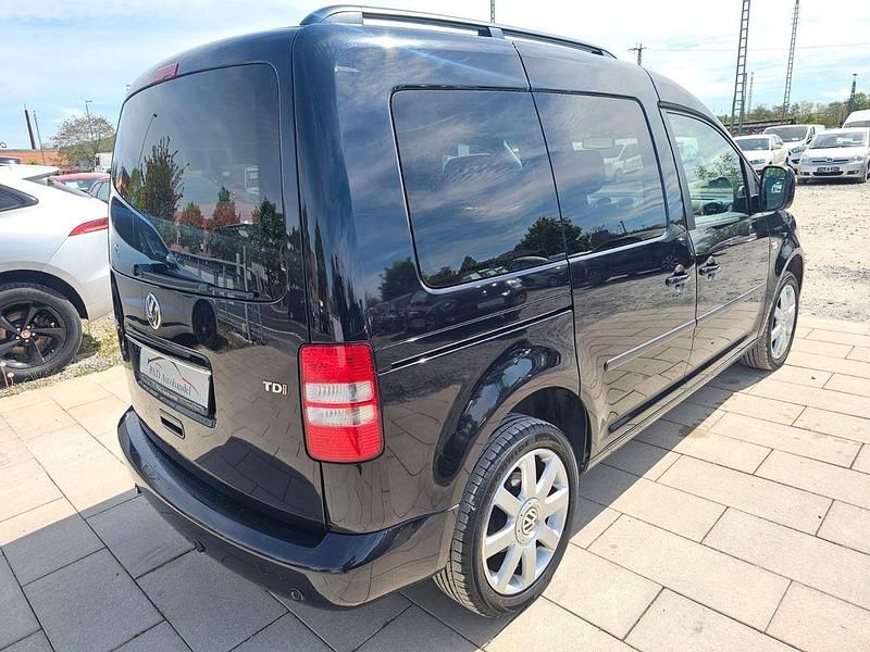 Gebraucht VW Caddy Comfortline 102 PS (75 kW) 2010 Schwarz Van / Kleinbus
